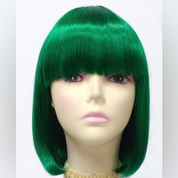 ParamountWig Other - ParamountWigs dark green page boy bob wig